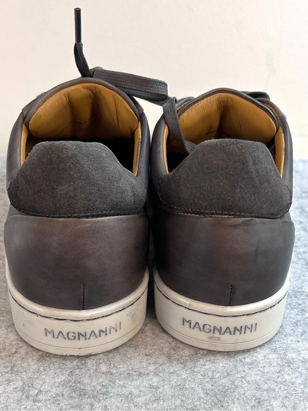 Magnanni Kona Lo Men's Brown Leather Low-Top Lace Up Sneakers / Size 7.5